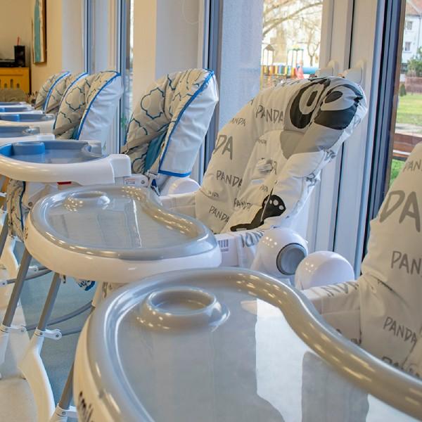 Foteliki do posiłków